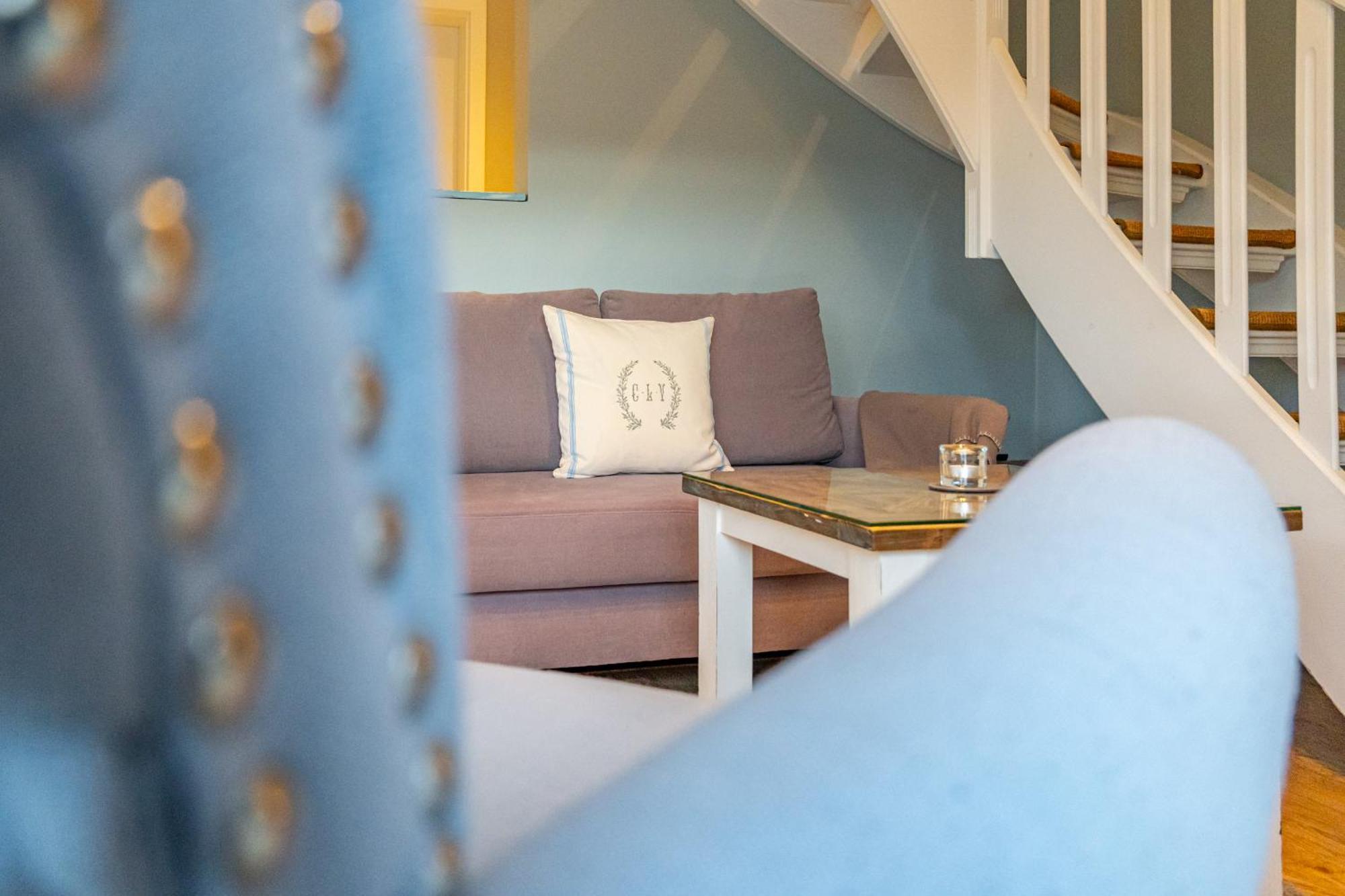 Flut No 8 Apartment *